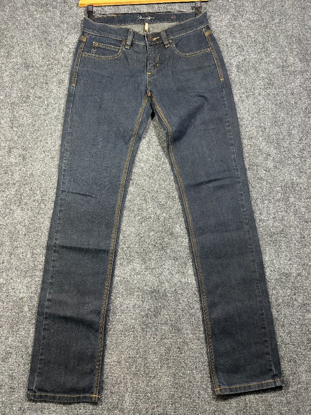 Max Azria Jeans Womens 27 Straight Leg Dark Wash Cotton Stretch Pockets